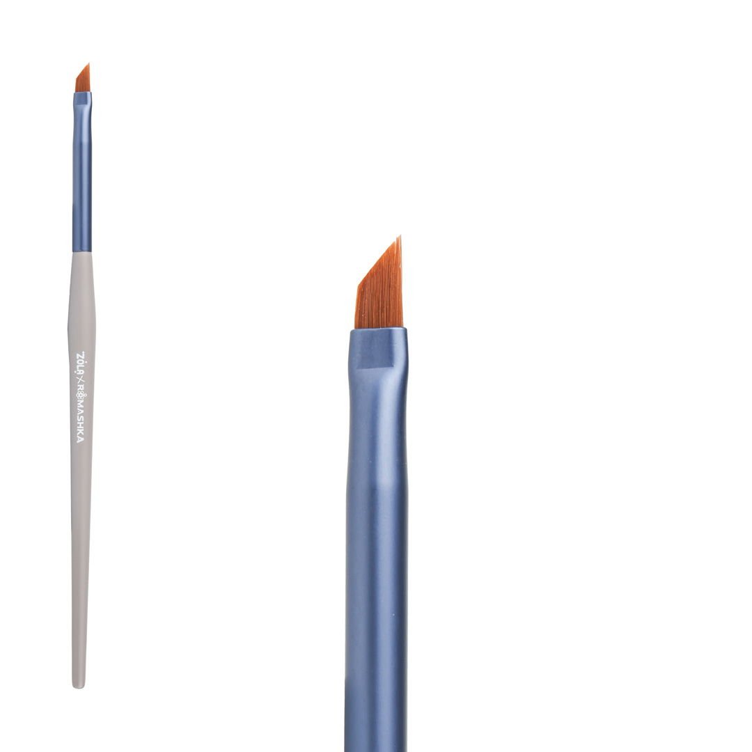 ZOLA X ROMASHKA Bevelled Dagger Brush #01